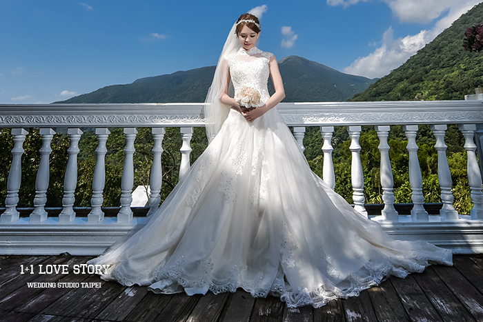 新娘秘書,新秘推薦,新娘造型,新娘妝髮,新秘髮型,手工婚紗,婚紗訂製,婚紗禮服,婚紗出租